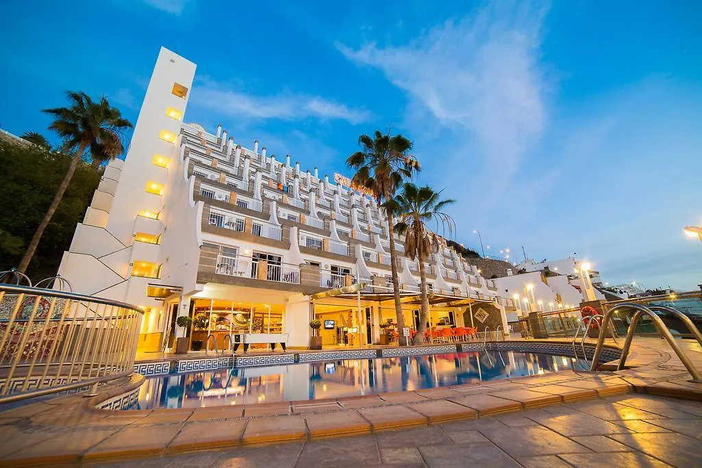 Cala Nova Apartamentos Puerto Rico
