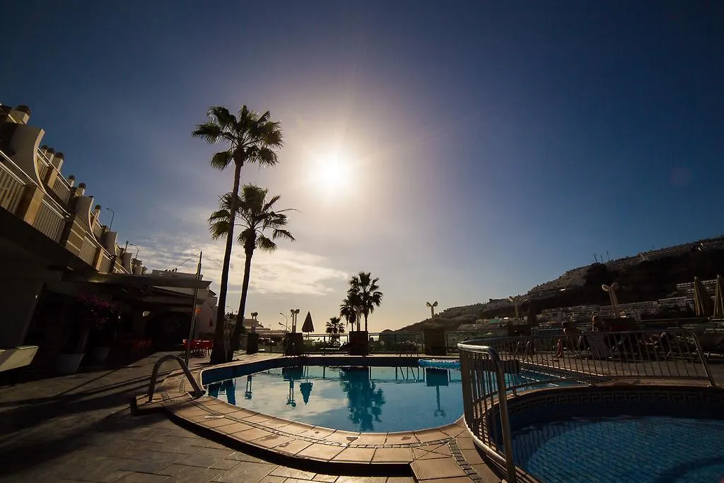 Cala Nova Apartamentos Puerto Rico  Spain